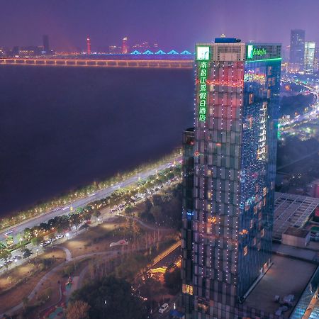 Holiday Inn Nanchang Riverside By Ihg Nanchang (Jiangxi) Exterior foto