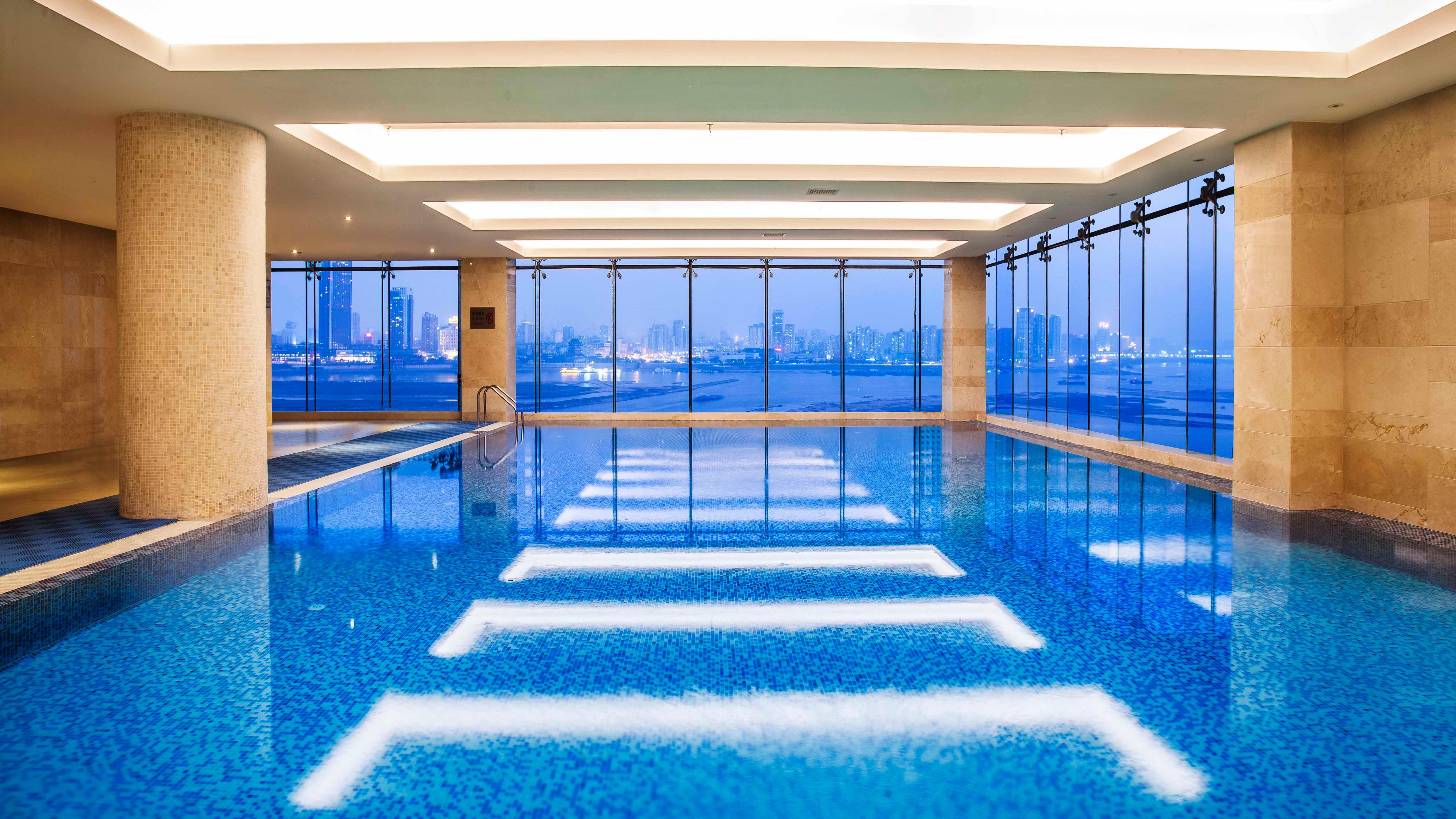 Holiday Inn Nanchang Riverside By Ihg Nanchang (Jiangxi) Exterior foto